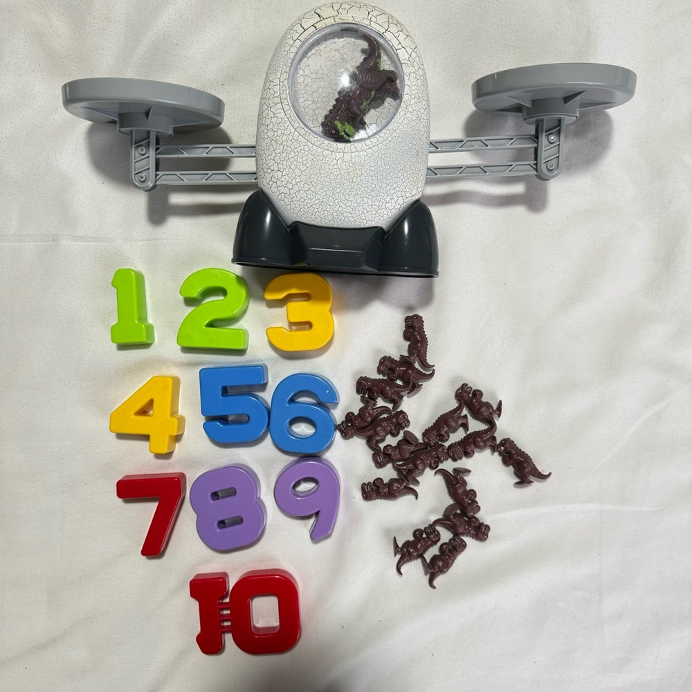 Dinosaur Balance Cool Math Game For Kids 3-8Year Olds